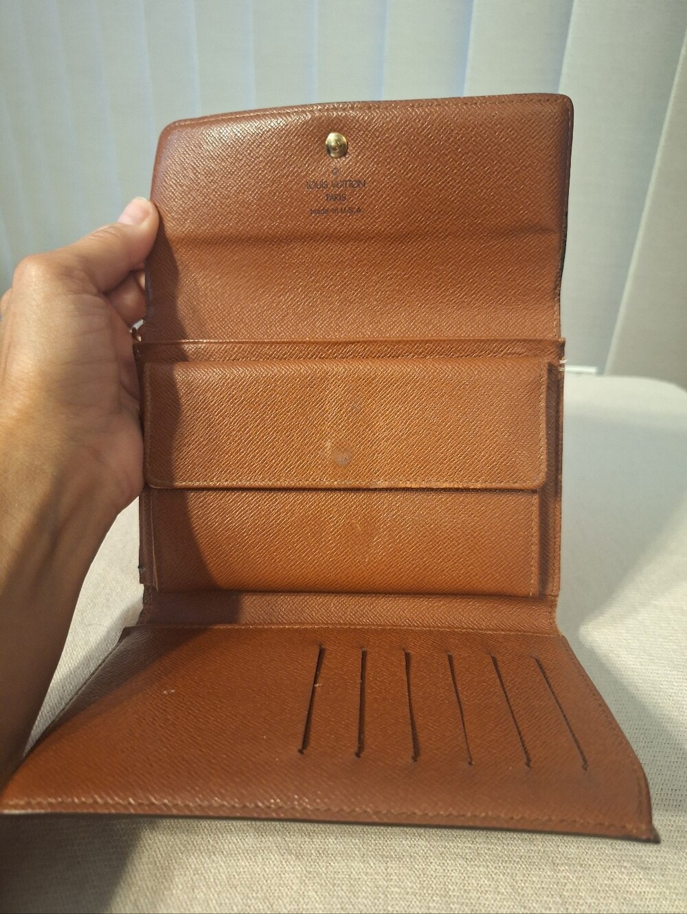 Louis Vuitton Vintage Monogram Wallet - Picture 4 of 9